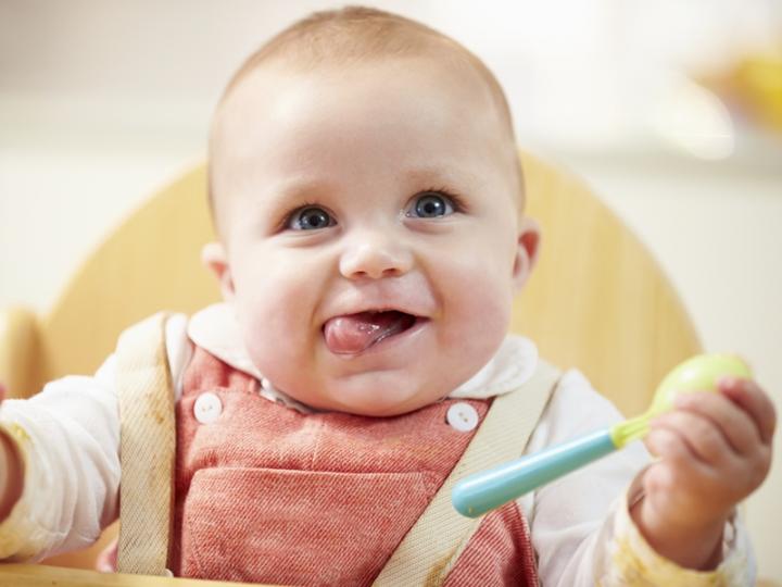 Как кормить грудного ребенка?